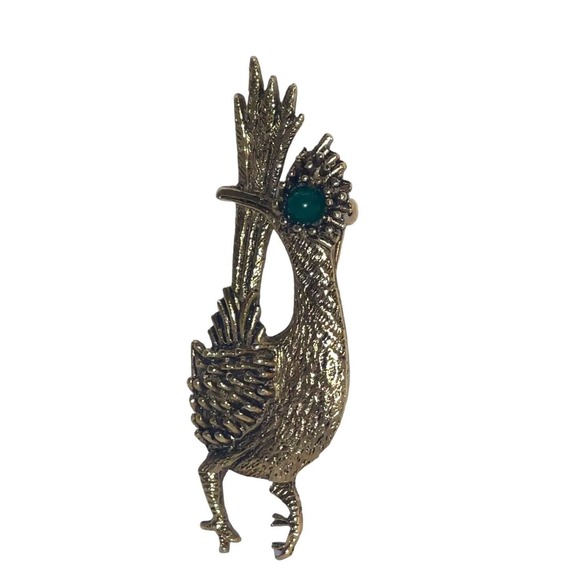 Vintage AMBASSADOR- Gold Tone Roadrunner Bird Green Gem Eye Brooch Pin- 2.5” - Picture 1 of 6